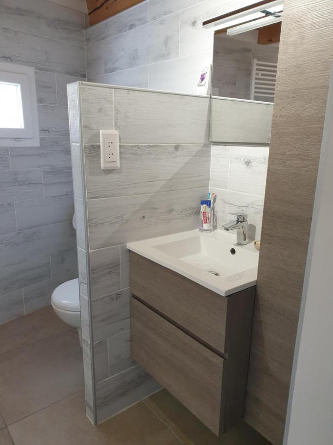 Morieres-les-Avignon Petite Maison Meublee Entre Avignon Et Carpentras מראה חיצוני תמונה